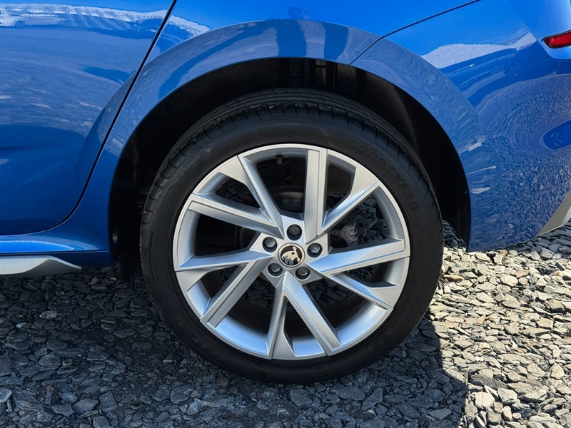 Skoda Kamiq 1.5 Tsi Act Se L Executive Suv E VN22VDG Blue #6