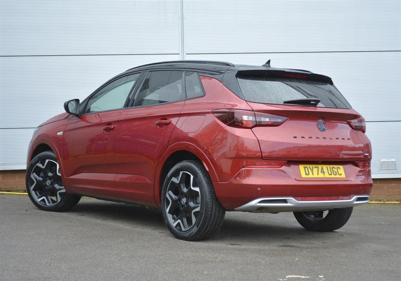 Vauxhall Grandland 1.6 14.2Kwh Ultimate Suv Plug-in Hybrid DY74UGC Red #4