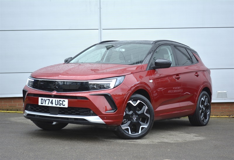 Vauxhall Grandland 1.6 14.2Kwh Ultimate Suv Plug-in Hybrid DY74UGC Red #2