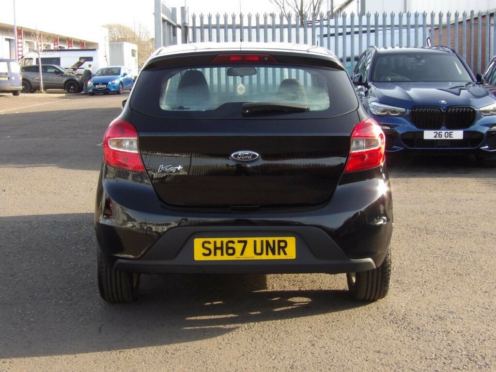 Ford KA+ Zetec Black #6