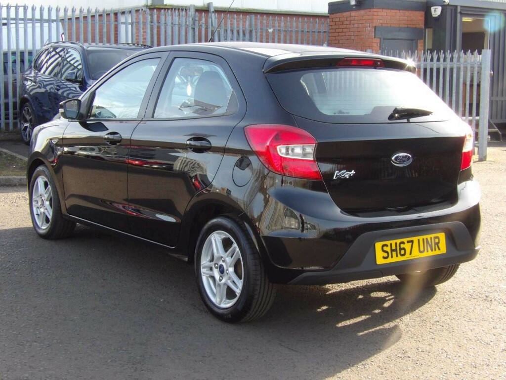 Ford KA+ Zetec Black #5