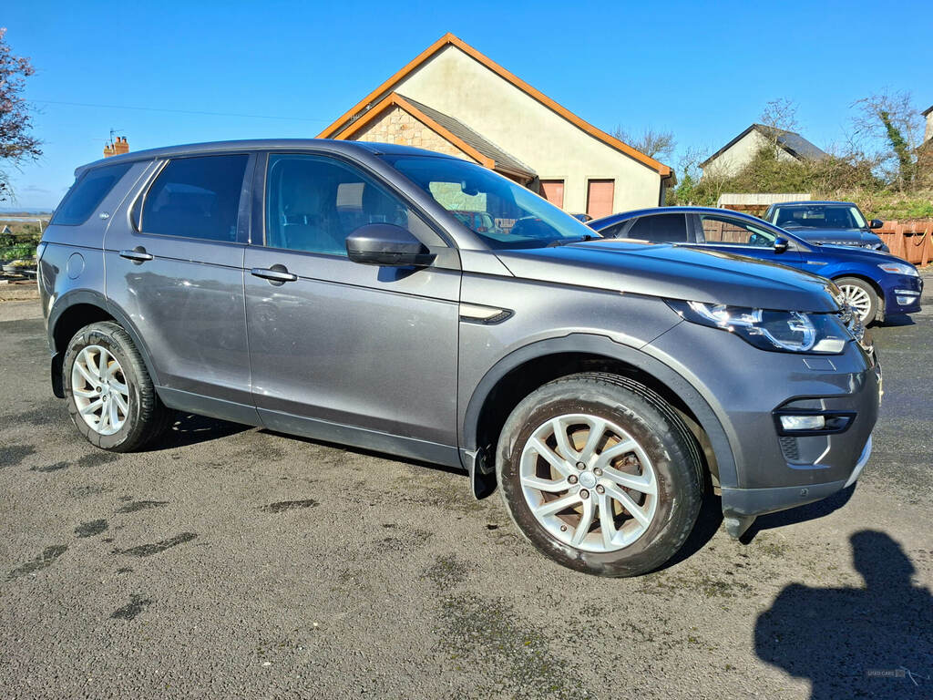 Land Rover Discovery Sport 2.0 Td4 180 Se Tech Grey