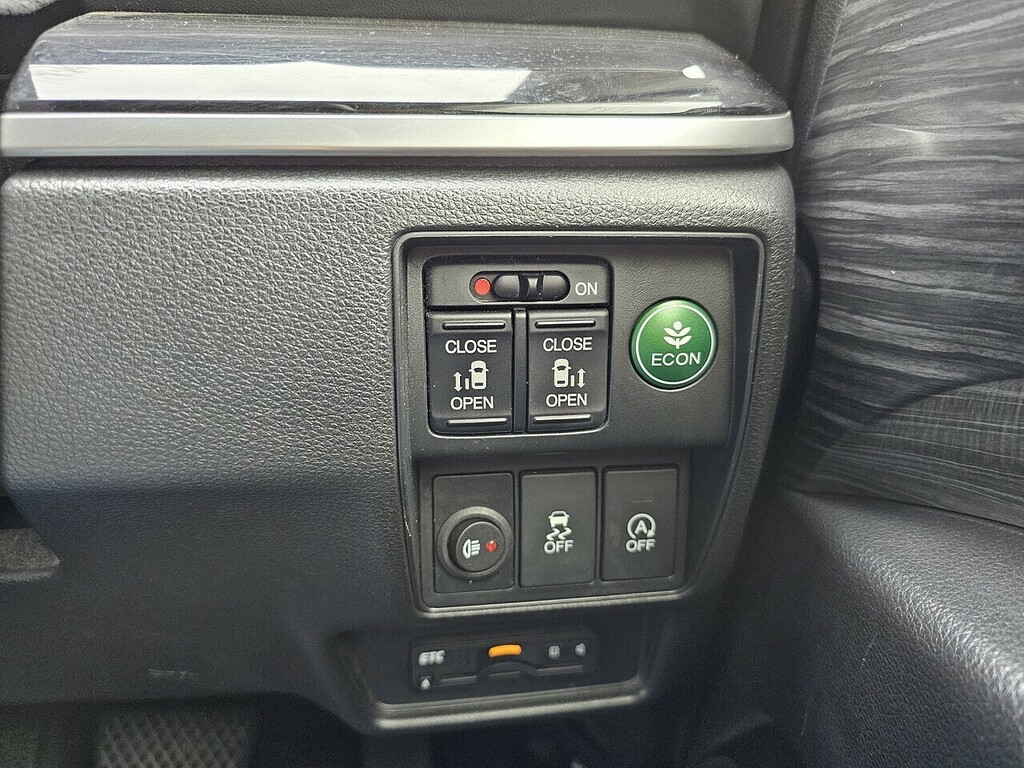 Honda Odyssey U3211  #25