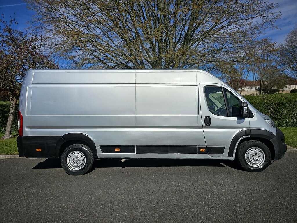 Citroen Relay Bluehdi 35 Enterprise U3082 Ulez LA19PXT Silver #2