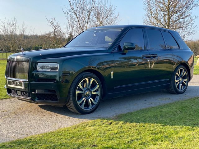 Rolls-Royce Cullinan Estate HK69LWT Green #5