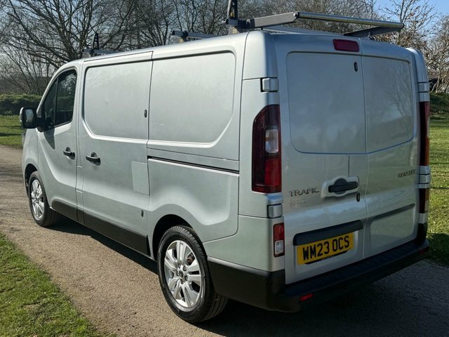 Renault Trafic Mpv WM23OCS Grey #4