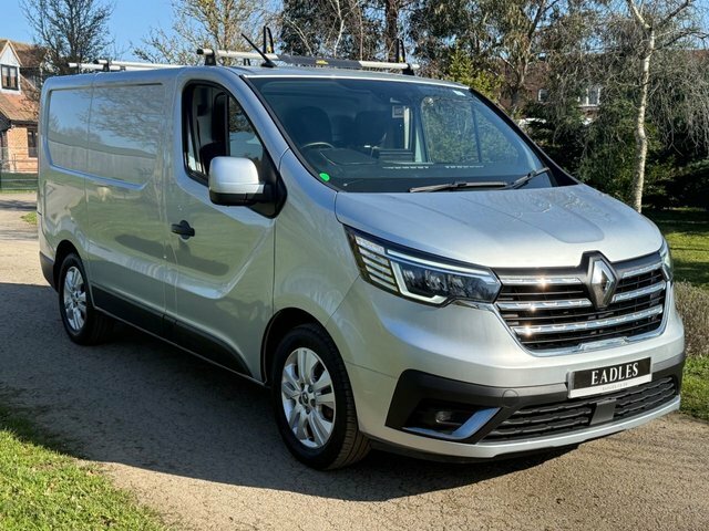 Renault Trafic Mpv Grey