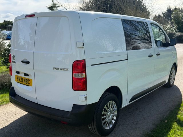 Toyota PROACE Mpv YN21NBC White #6