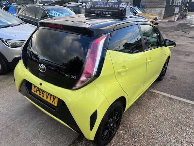 Toyota Aygo Vvt-i X-cite 3 CP66VTX Yellow #6