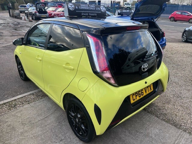 Toyota Aygo Vvt-i X-cite 3 CP66VTX Yellow #3