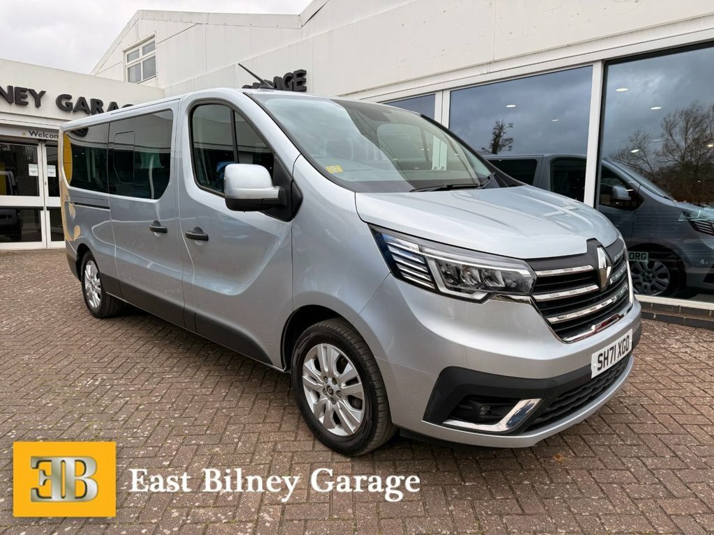 Renault Trafic 2022 2.0 Dci Ll30 Sport Minibus Double Cab Die Grey