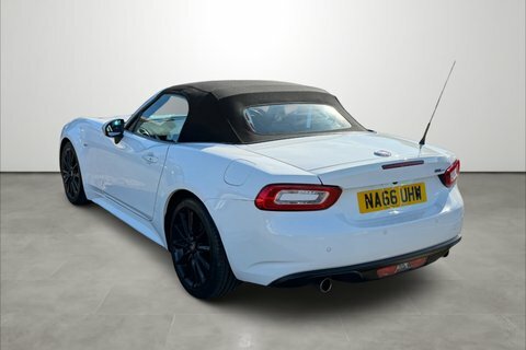 Fiat 124 Spider 1.4 Multiair Lusso White #3