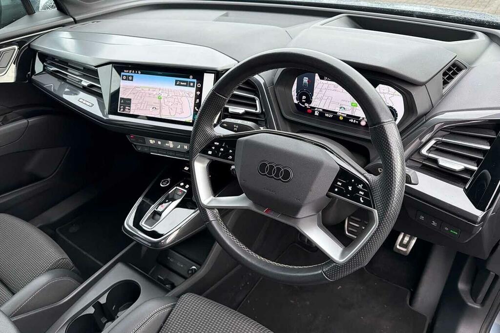 Audi Q4 E Tron Q4 S Line 35 E-tron 125,00 Kw LR71OAO Blue #6