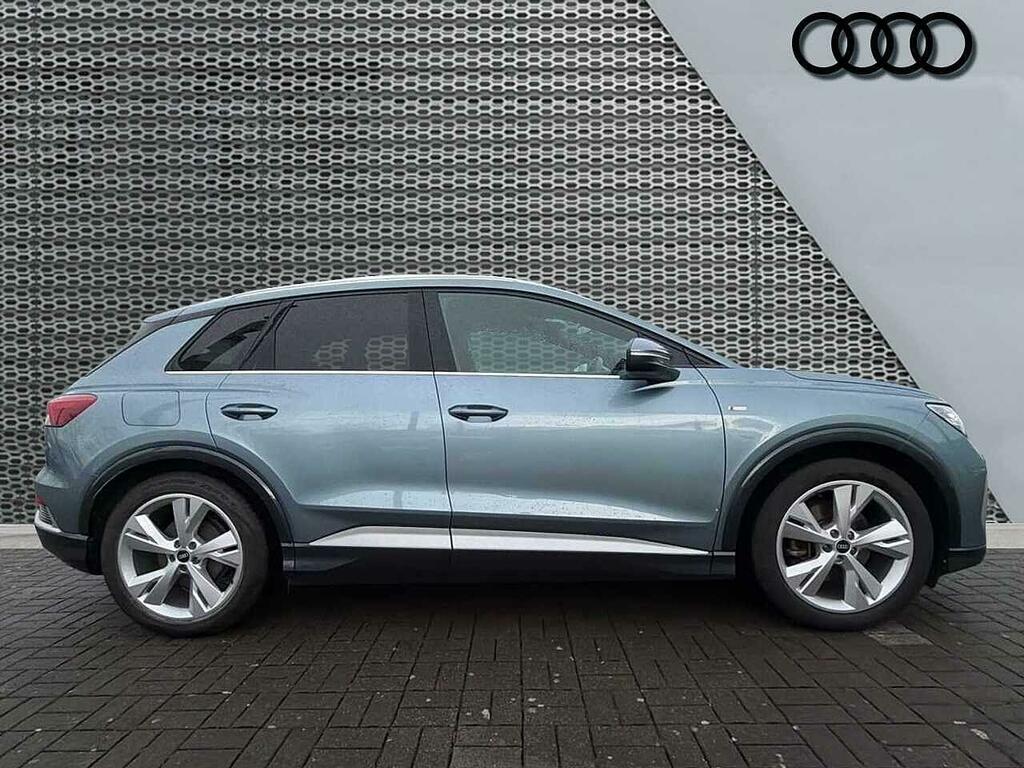 Audi Q4 E Tron Q4 S Line 35 E-tron 125,00 Kw LR71OAO Blue #4