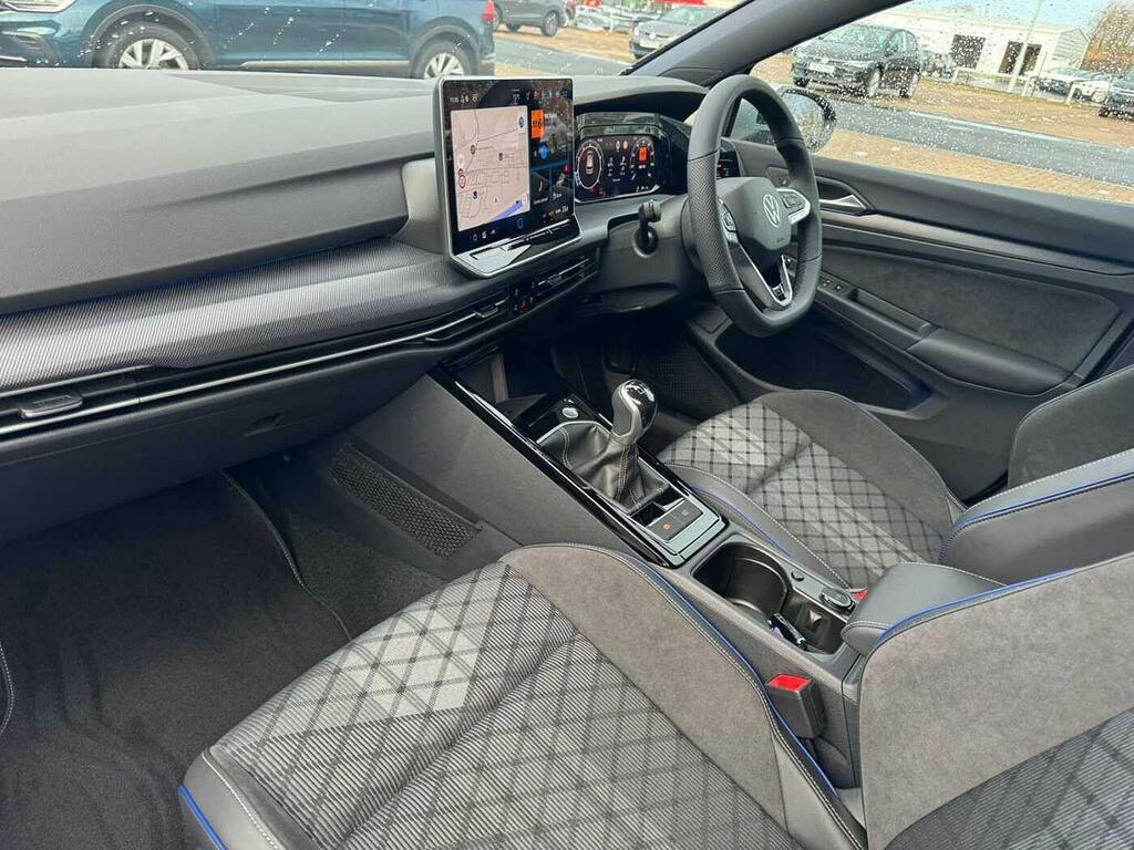 Volkswagen Golf 1.5 Tsi 150 R-line SL75FVK Silver #2