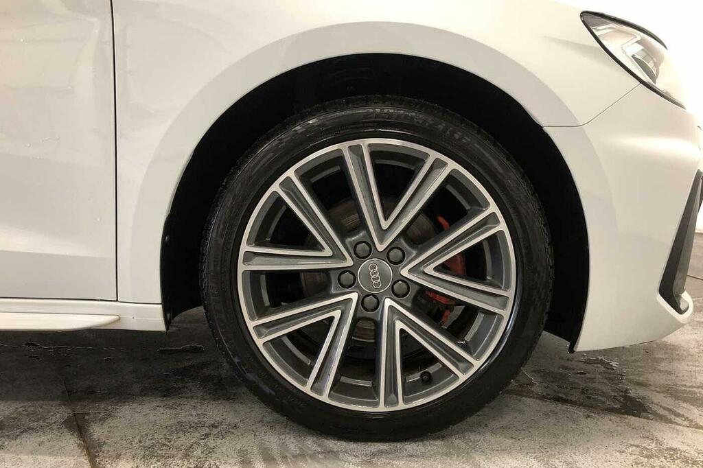 Audi A1 S Line 35 Tfsi 150 Ps S Tronic SB69FVG White #5