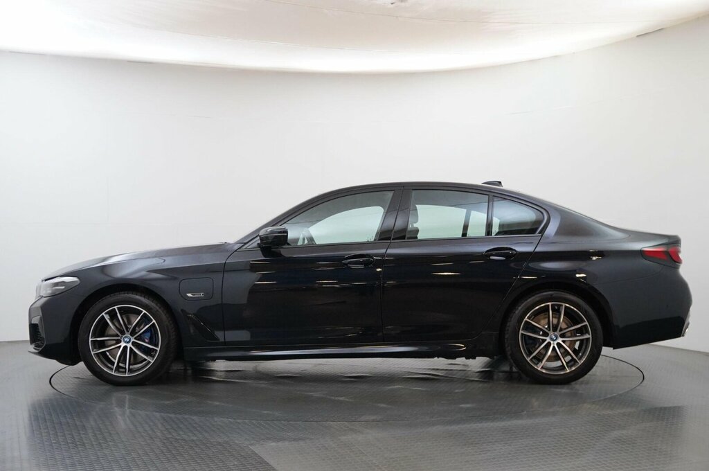 BMW 5 Series 530E Xdrive M Sport Saloon Black #4