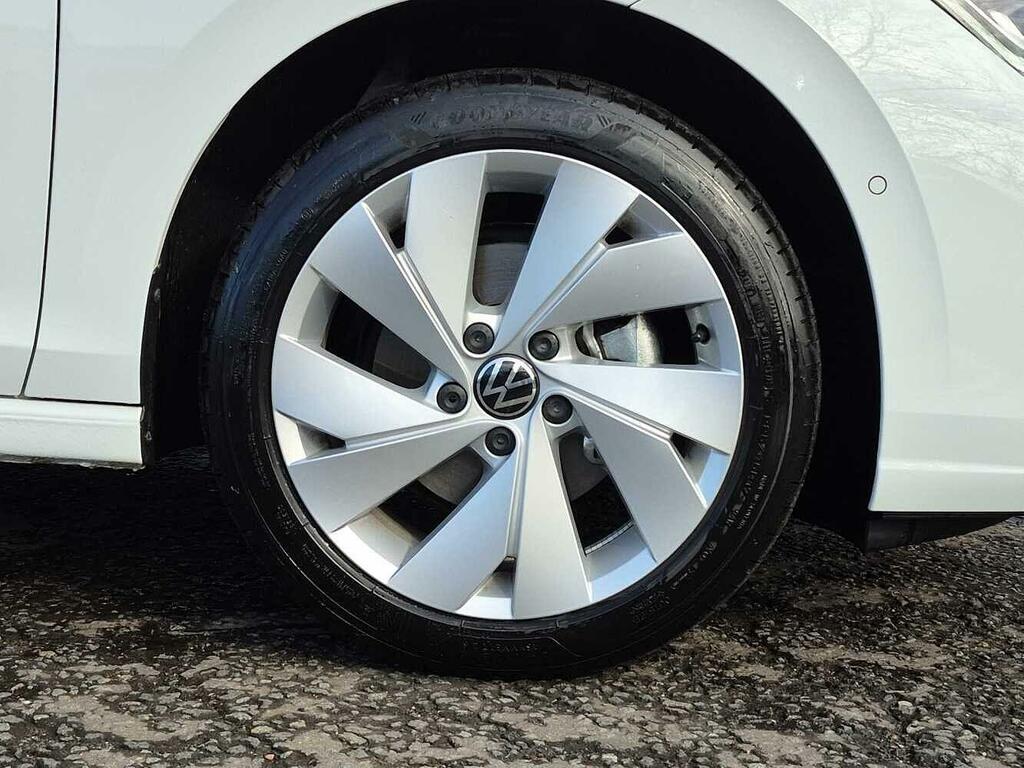 Volkswagen Golf Match 1.5 Tsi 115 Ps 6-Speed PF75LMK White #5