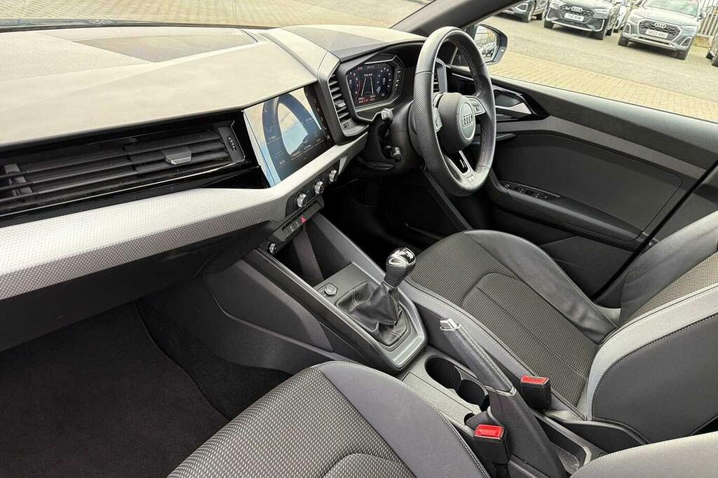 Audi A1 S Line 25 Tfsi 95 Ps 5-Speed SL23YBJ Black #2
