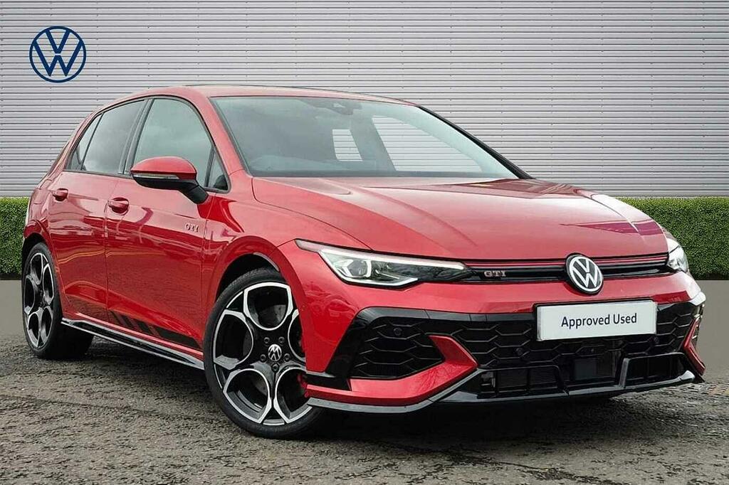 Volkswagen Golf Gti Clubsport 2.0 Tsi 300Ps 7-Speed Dsg Red