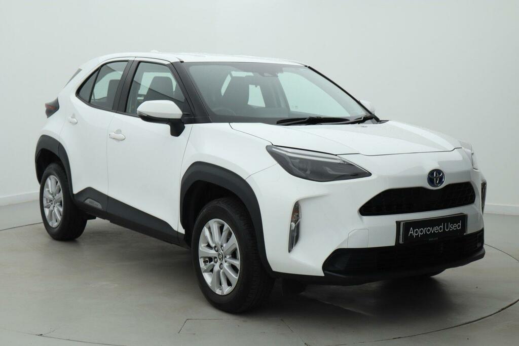 Toyota Yaris Cross 1.5 Vvt-h Icon Suv Hybrid E-cvt Euro 6 White