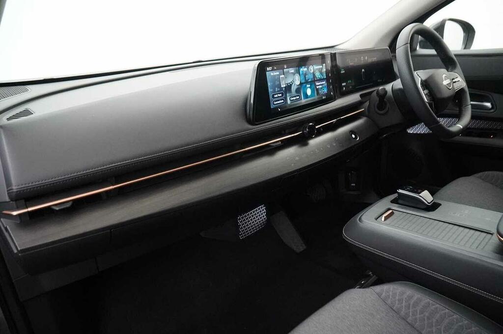Nissan Ariya 63Kw Advance With Sat Nav And 360 Cameras A Grey #2