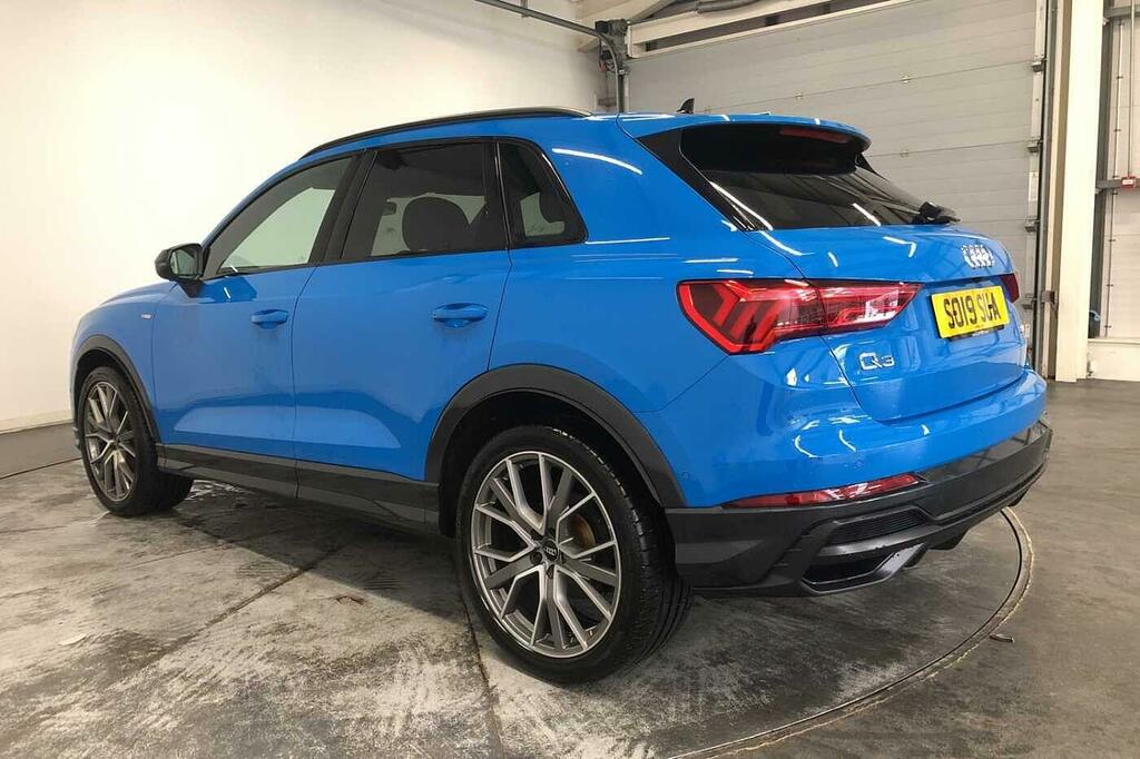 Audi Q3 Vorsprung 35 Tfsi 150 Ps S Tronic Blue #3