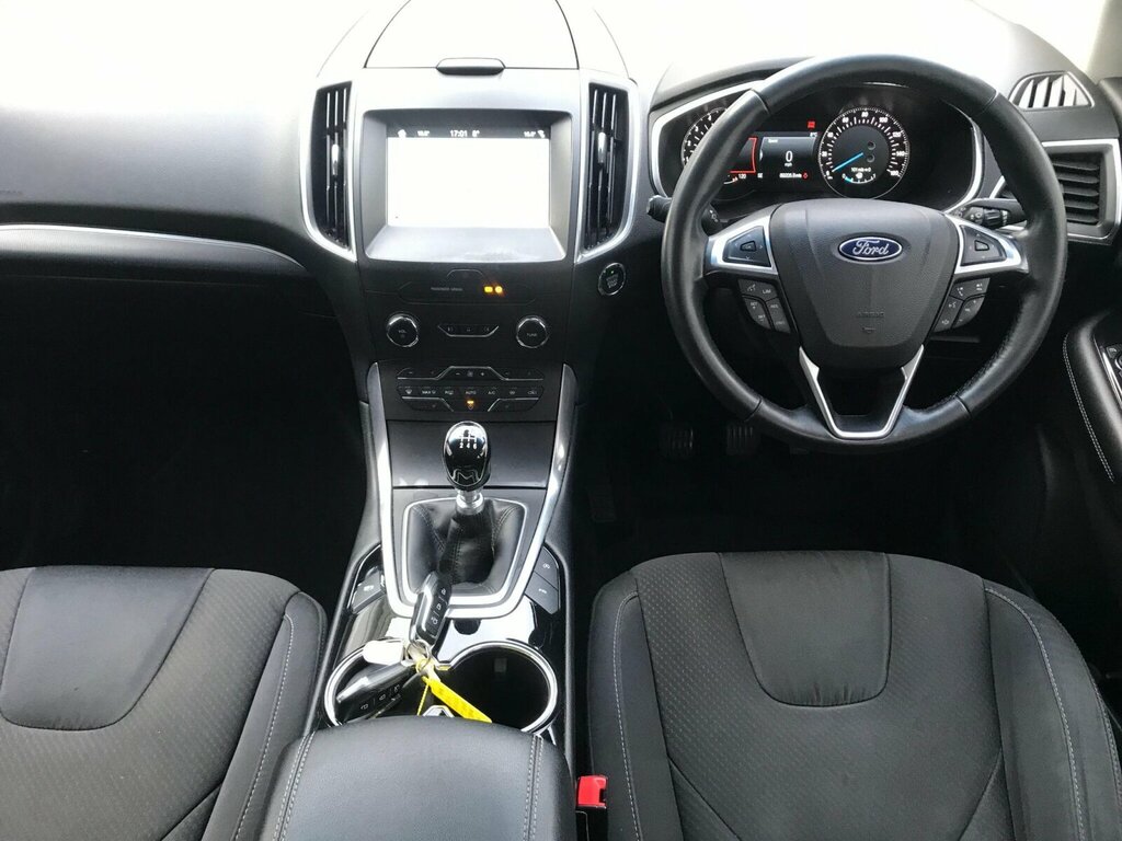 Ford Edge 2.0 Tdci Titanium Awd Euro 6 Ss JL55HAM Silver #2