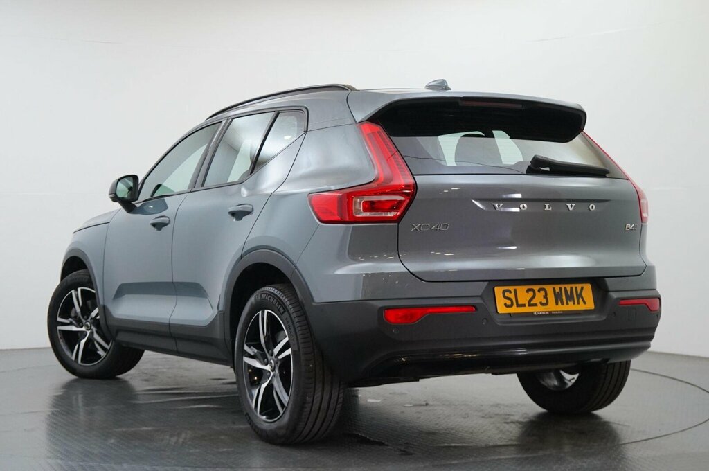 Volvo XC40 2.0 B4 Mhev Plus Dct Awd Euro 6 Ss KS07DEW Grey #3