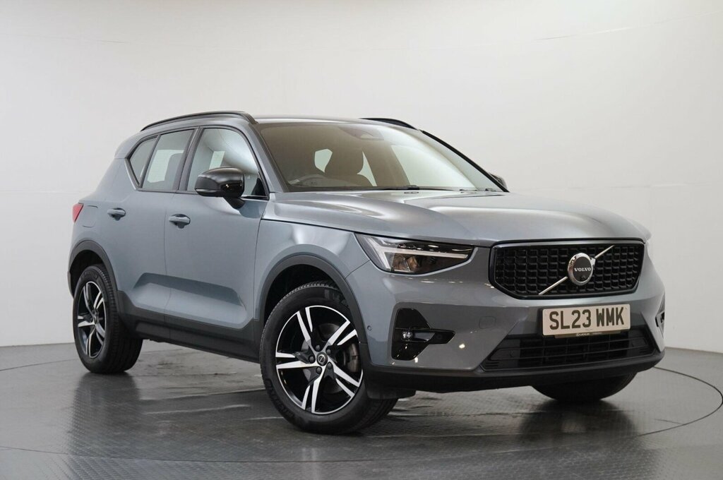 Volvo XC40 2.0 B4 Mhev Plus Dct Awd Euro 6 Ss Grey