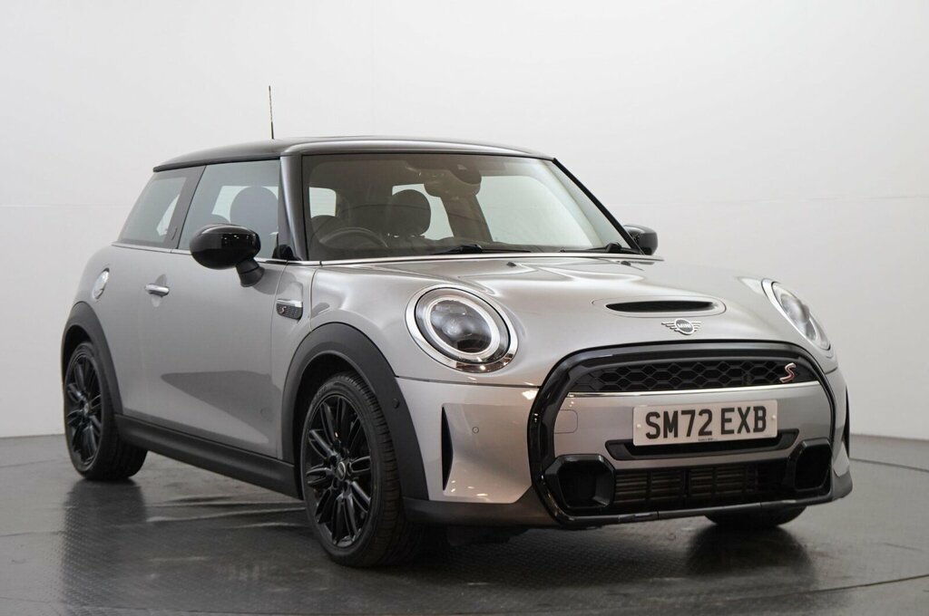 Mini Hatch 3-Door Hatch Cooper S Exclusive Silver