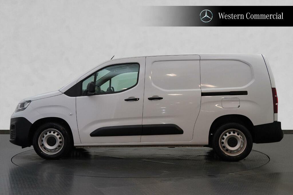 Fiat Doblo 1.5 Bluehdi 1000Kg Maxi Panel Van 6Dr Manua White #3