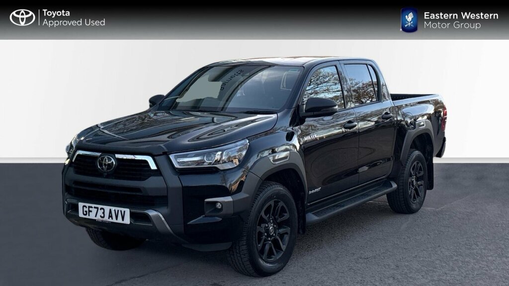 Toyota HILUX 2.8 D-4d Invincible X 4Wd Euro 6 Ss Black #3