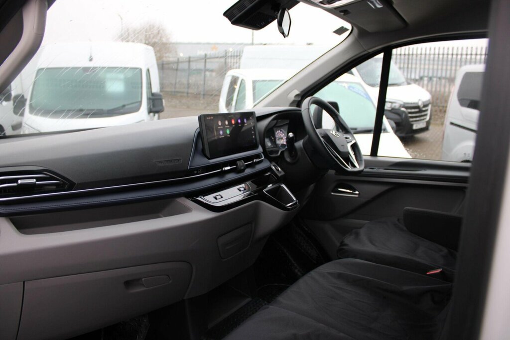 Maxus Deliver 7 Deliver 7 2.0 D20 H1 Van White #12