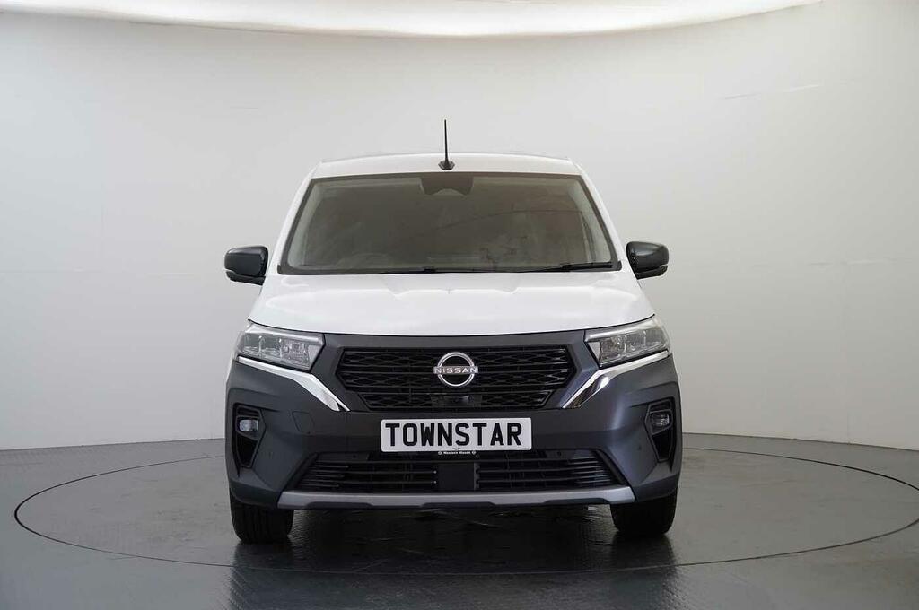 Nissan TOWNSTAR 1.3 Tce 130 Tekna L2 Lwb Panel Van With Sat Nav An ST75DKE White #4