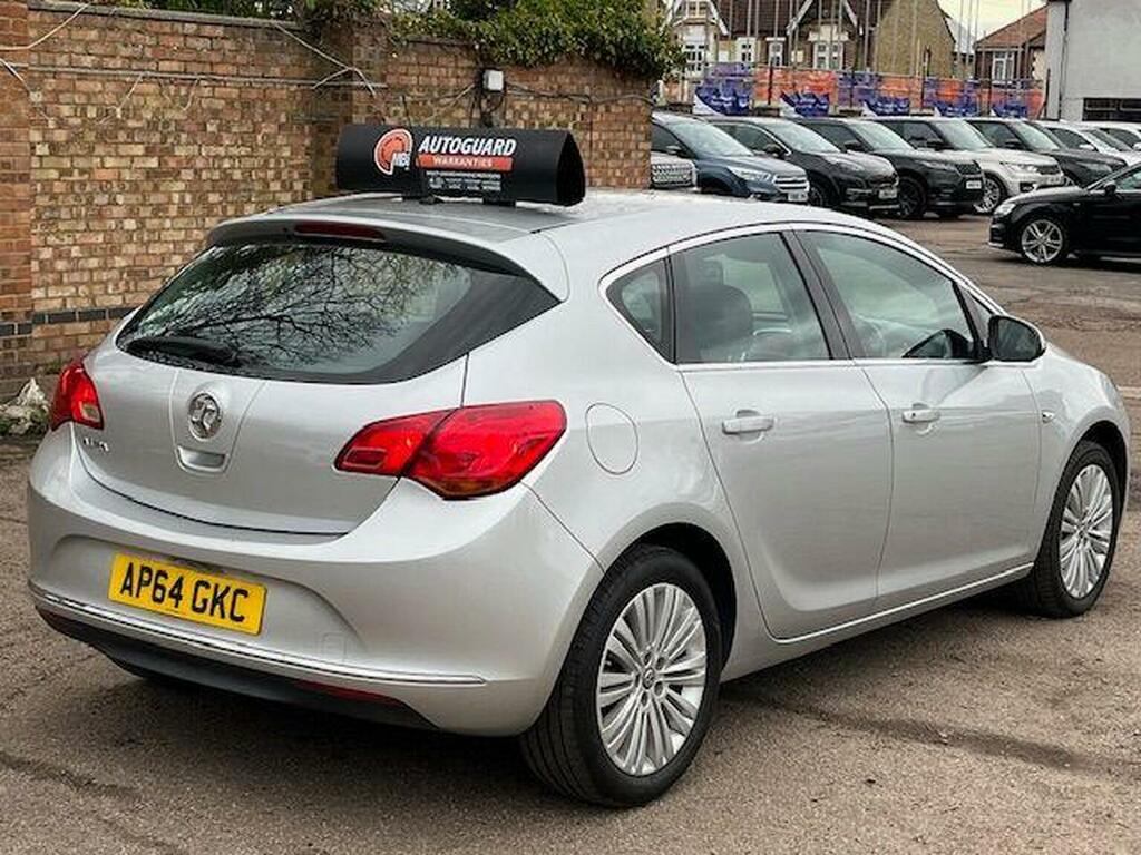 Vauxhall Astra Hatchback 1.4 16V Excite Euro 5 201564 AP64GKC Silver #5
