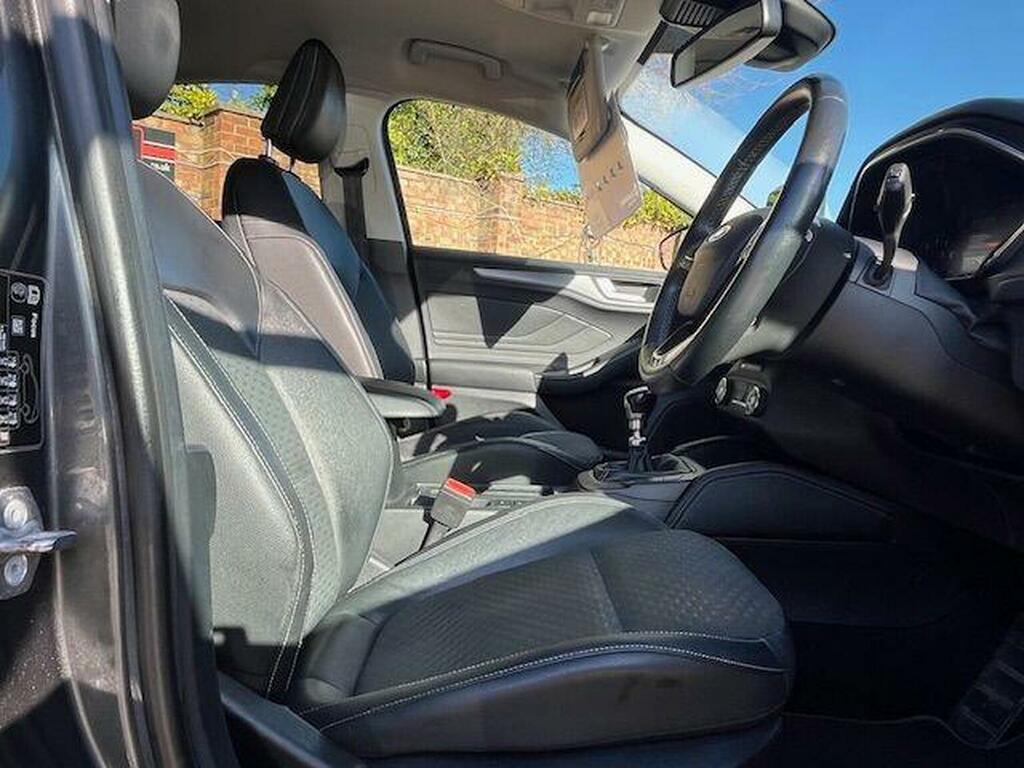 Ford Focus Hatchback 1.0T Ecoboost Titanium X Euro 6 Ss LP19XXM Grey #5