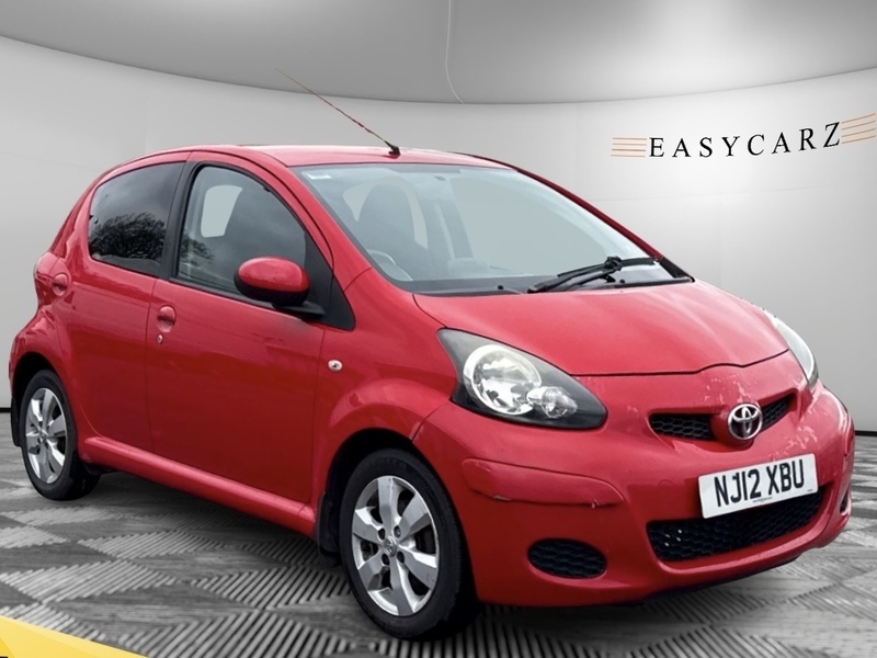 Toyota Aygo Vvt-i Go NJ12XBU Red #2
