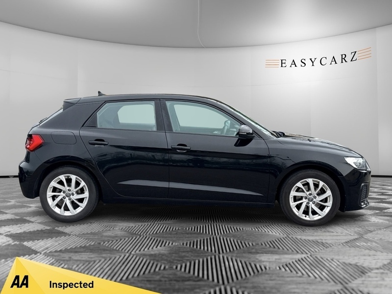 Audi A1 Sportback Tfsi Sport PJ19FJO Black #5