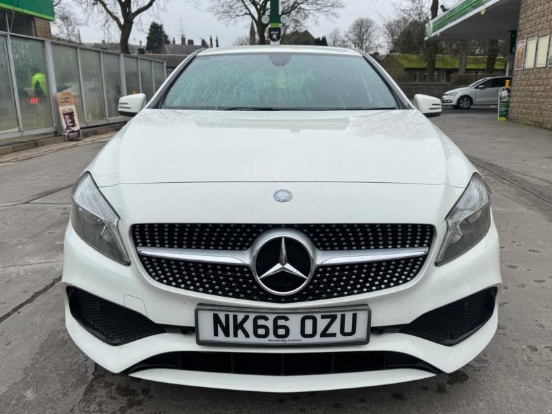 Mercedes-Benz A Class 1.5 A180d Amg Line Executive Euro 6 Ss - White