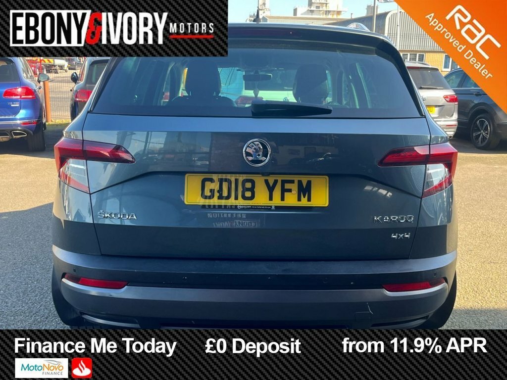 Skoda Karoq 2L Se L GD18YFM Grey #4