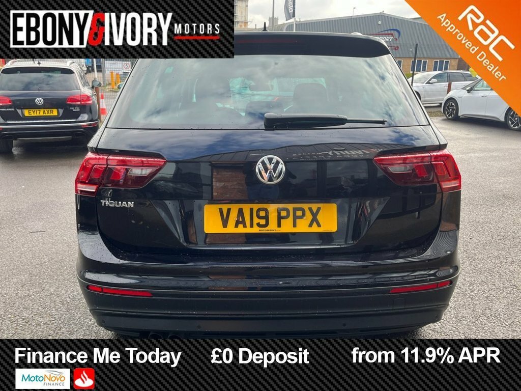Volkswagen Tiguan 1.5L Match VA19PPX Black #4