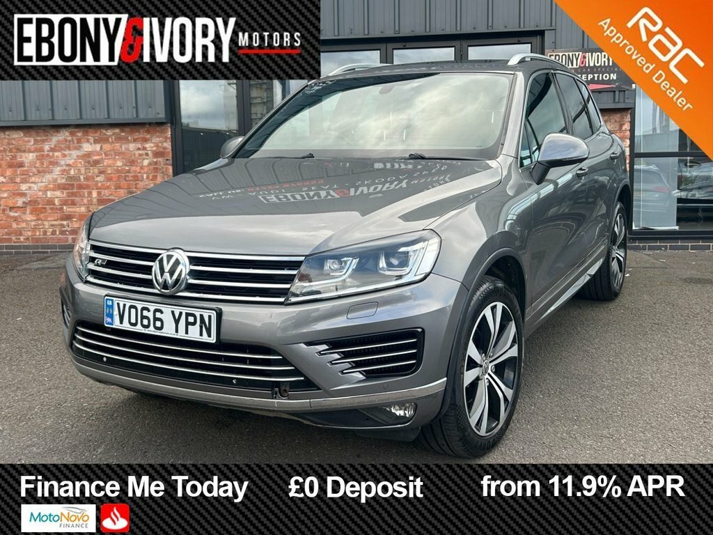 Volkswagen Touareg 3L R-line Grey