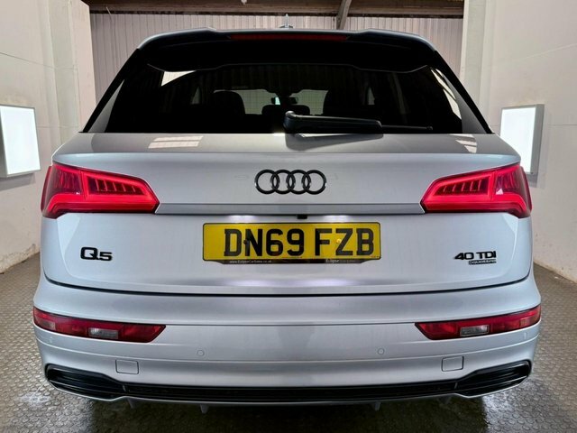 Audi Q5 2019 2.0 Tdi 40 Black Edition Suv S Tro DN69FZB Silver #5