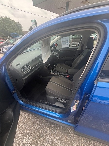 Volkswagen T-Roc Se Tdi MH19PZP Blue #4