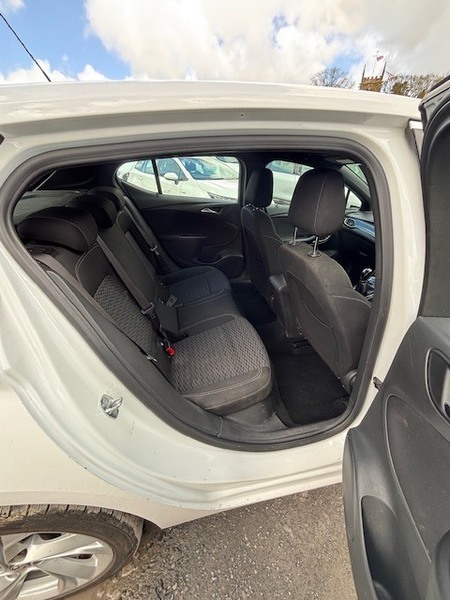 Vauxhall Astra Sri-great Service History -1 FP17ZBJ White #5