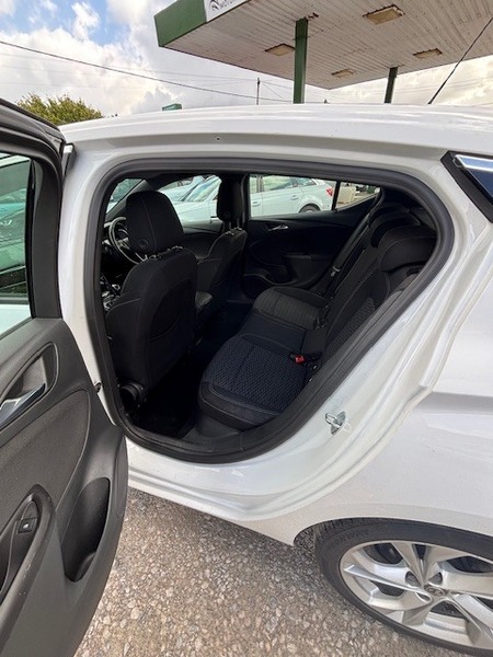 Vauxhall Astra Sri-great Service History -1 FP17ZBJ White #4