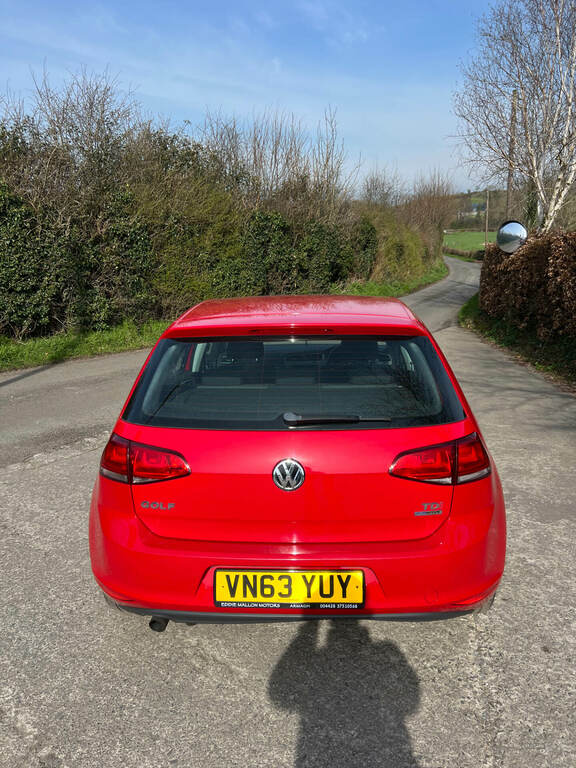 Volkswagen Golf 1.6 Tdi 105 Se VN63YUY Red #5