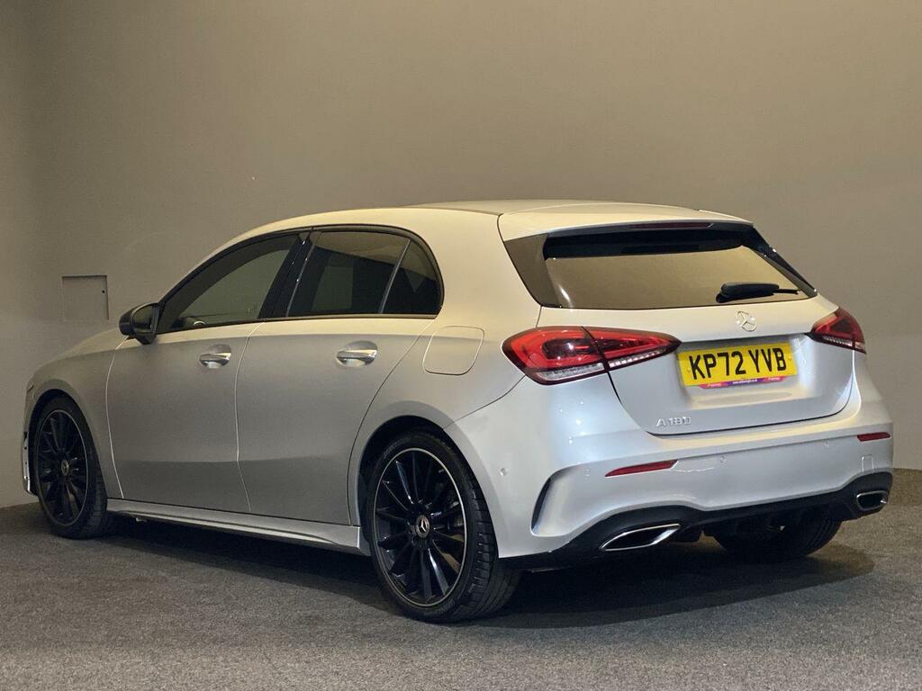 Mercedes-Benz A Class A180 1.3T Amg Line Night Edition Premium Plus 7G KP72YVB #2