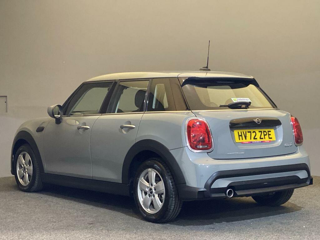 Mini Hatch 1.5 Cooper Classic Vq HV72ZPE #2